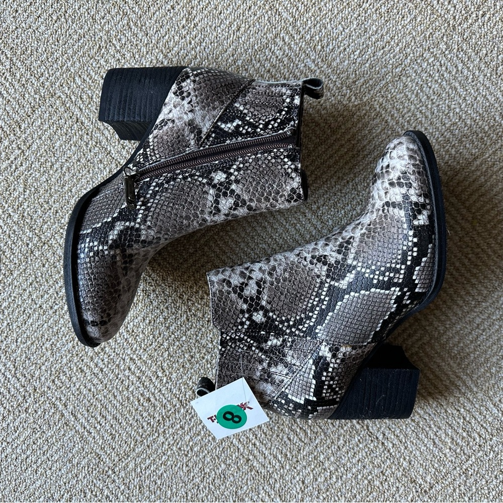 Blondo Black and Gray Snakeskin Ankle Boots